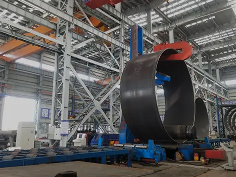 Precauções chave para o uso seguro e eficiente de uma máquina de rolamento de placa